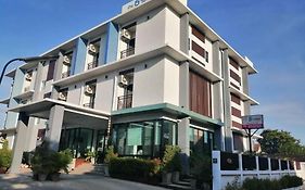 บ้านธารทิพย์